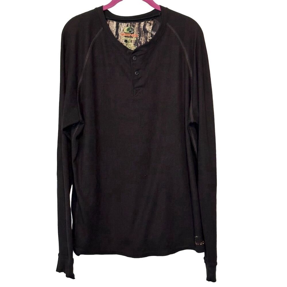 Mossy Oak Men's XL Black Camo‎ Long Sleeve Henley Shirt